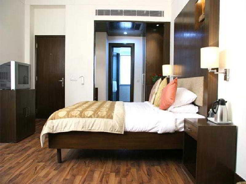 Dolphinn 델리 외부 사진
