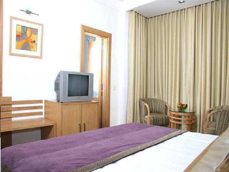 Dolphinn 델리 외부 사진